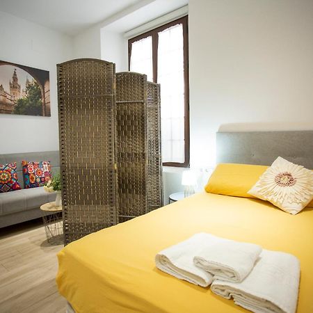 Wish Suite Cervantes Seville Exterior photo